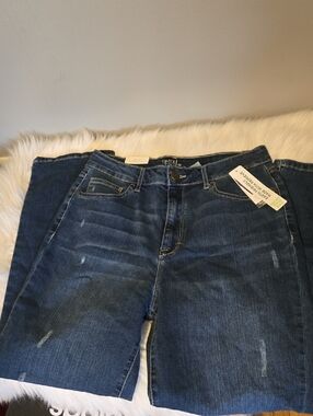 Time and Tru Blue Denim Straight Jeans